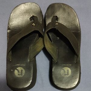 Black Flip Flops For Women